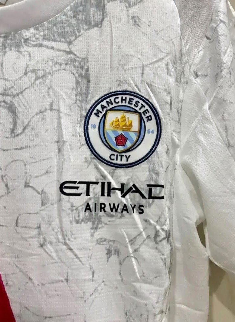 Manchester City FC Fourth Fan Version 25/26 - view 3